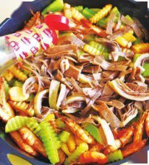 佛手瓜怎么炒好吃配什么料 6dbbf4333afe41bfacd172c699ac5cf2.jpeg