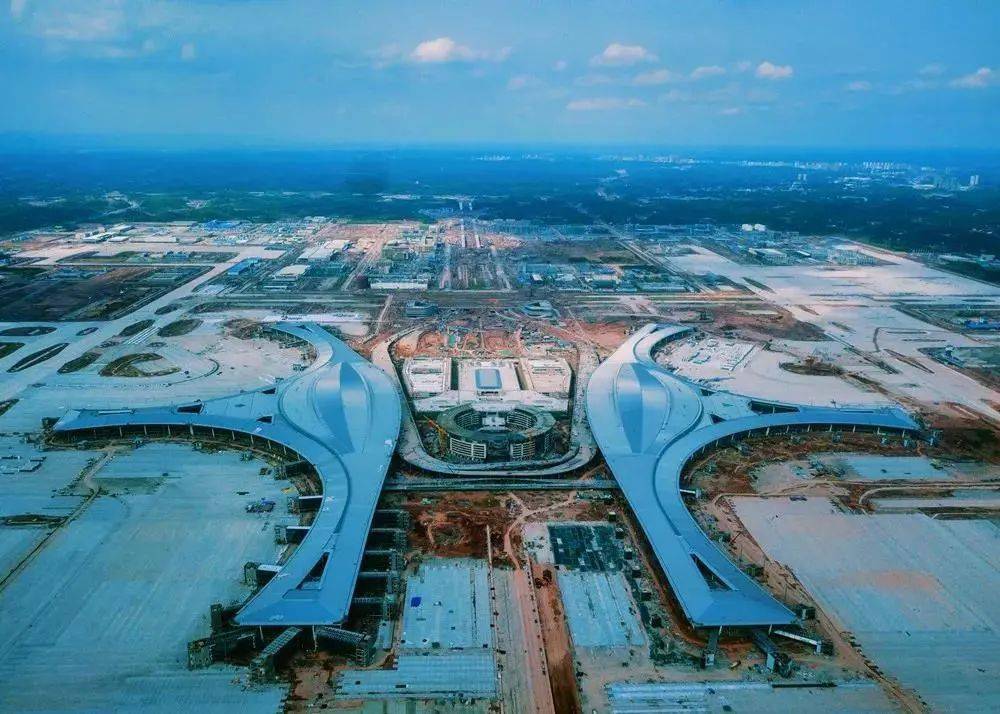 将成为成都国际航空主枢纽 资料显示,天府国际机场位于成都东部新区