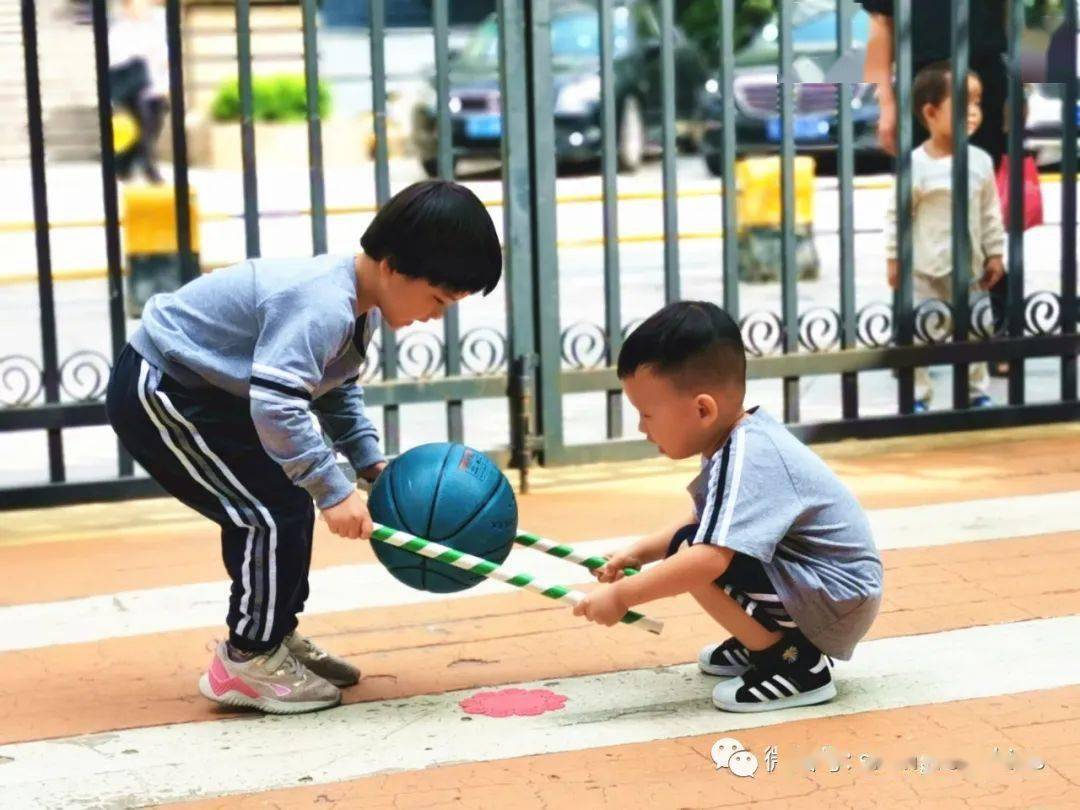 阳光运动,快乐循环 ——圣融生态幼儿园户外体能活动
