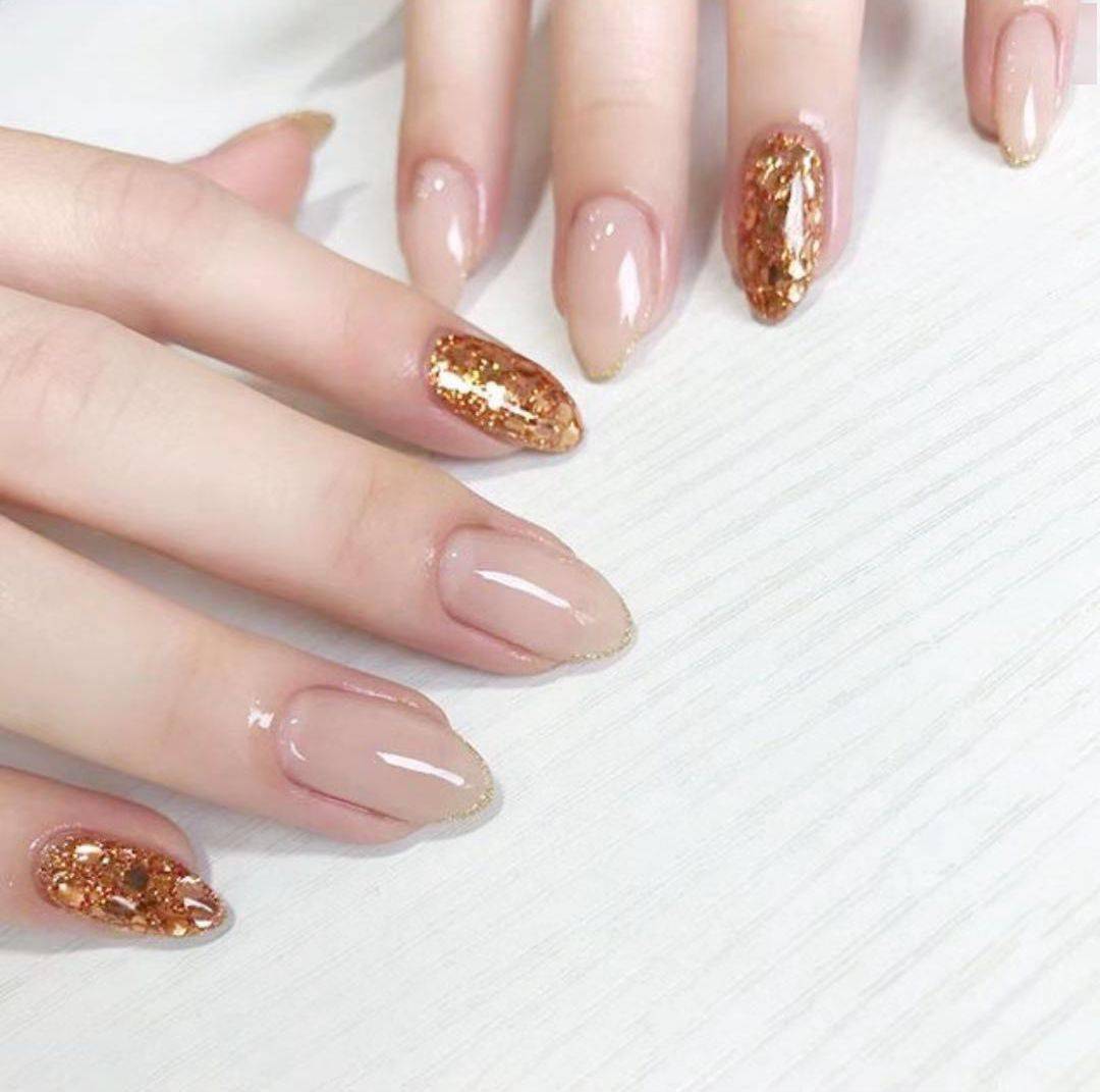 颜色|2020秋冬的流行色美甲都太好看了