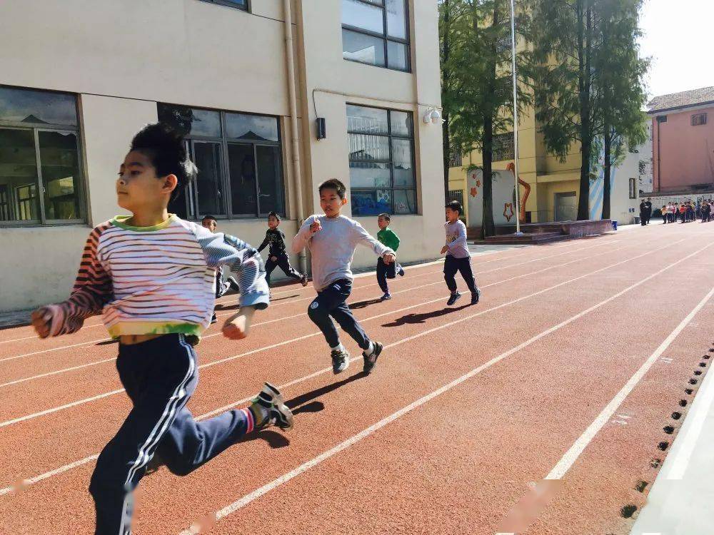 余姚市富巷小学召开第7届达标运动会