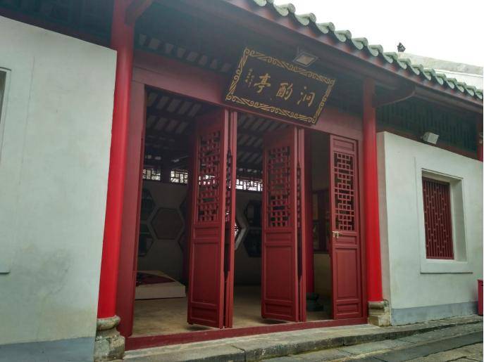 犯人|古代海南环境很差，还是犯人的流放地，为什么却培养出大批清官？