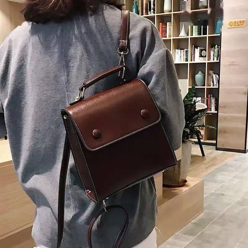 cr|40款高颜值の减龄双肩包，上学通勤就背它！