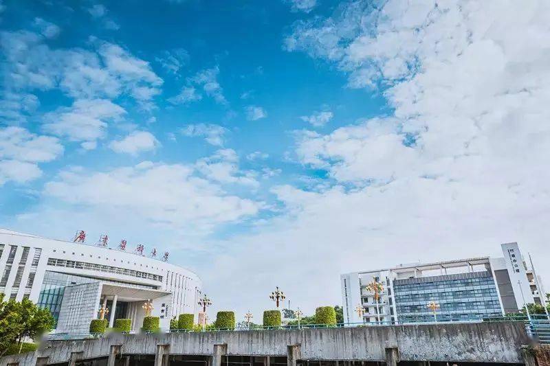 广州医科大学招聘_2017全国医学检验技术专业院校排名出炉 速来围观