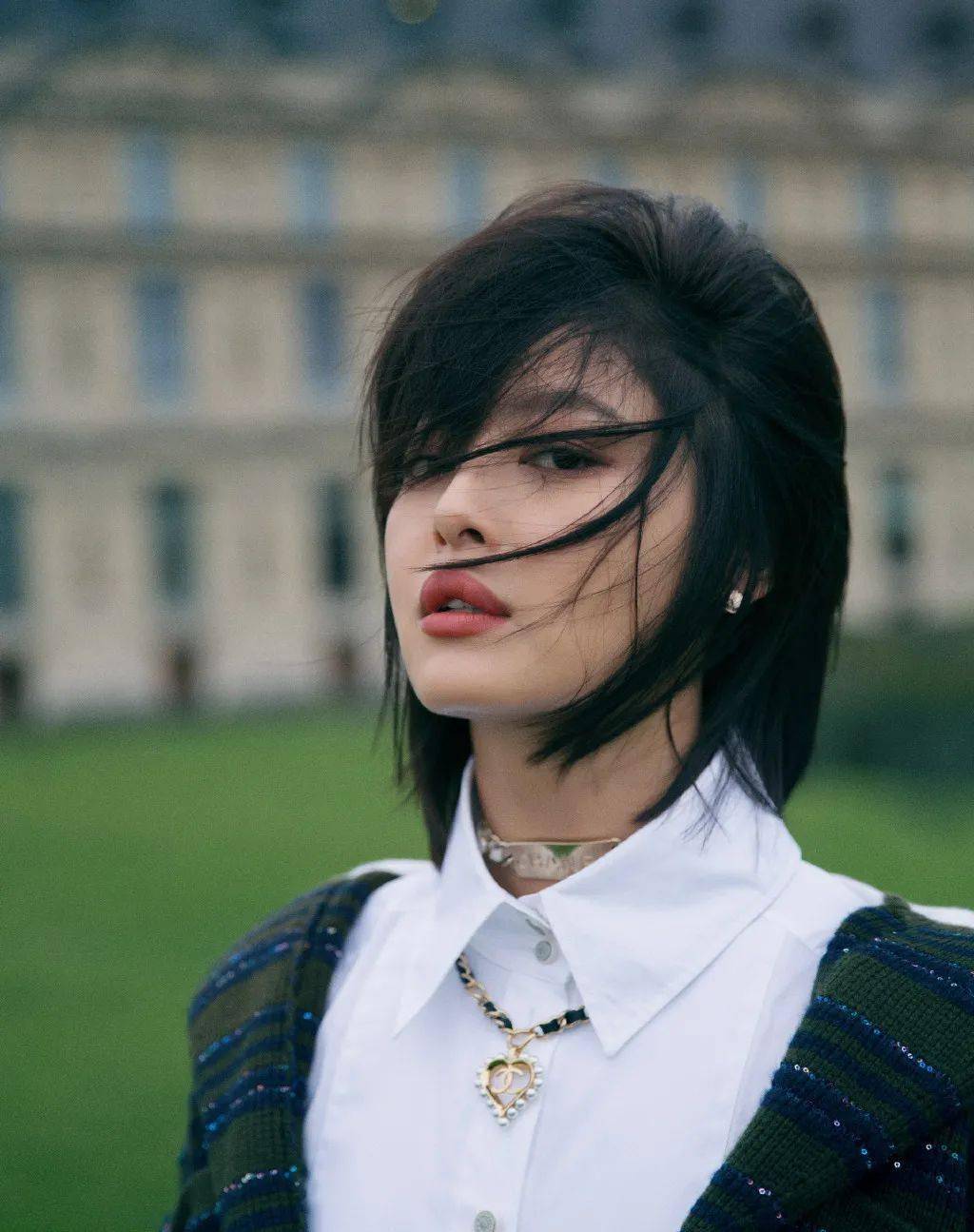 身材|辛芷蕾胖到不敢认？继发型扑街后 她的身材也崩了？