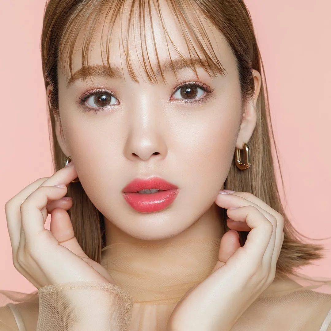 产品|把海洋装进瓶子里？每款产品都有一首诗？你应该知道的五款小众美容品牌