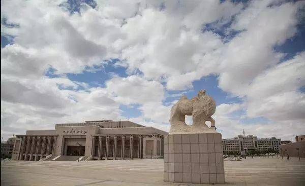 地址:赤峰市巴林左旗契丹大街西门外 该馆建筑面积1.