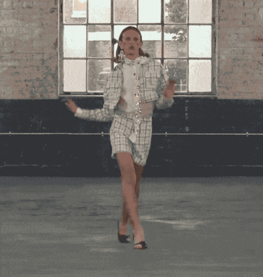 Art|来自“跨性别者”独特的穿衣方式，“我们不在乎时尚界想要什么，只想要做自己。