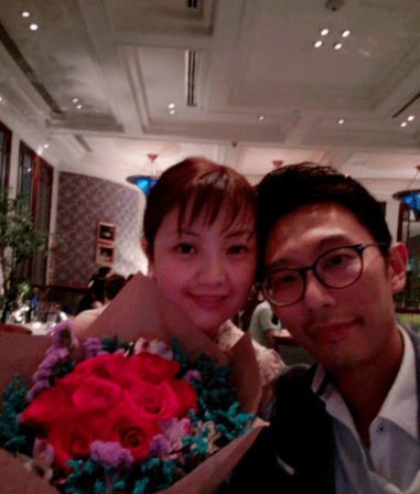2012年离巢的她,曾先后为港视(hktv)和有线电视工作,到2014年5月19日