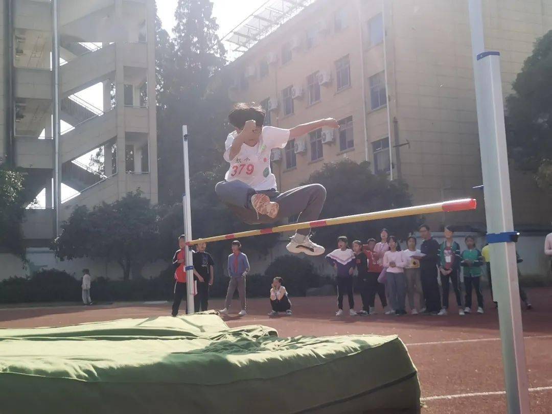 运动柯城阳光校园航埠小学阳光跃动点燃航小
