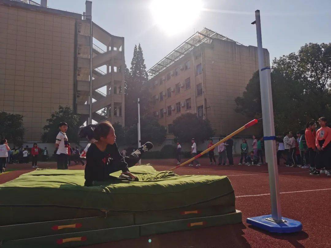 运动柯城阳光校园航埠小学阳光跃动点燃航小