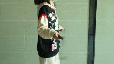005efd3447b541f9975b833139407efb.gif