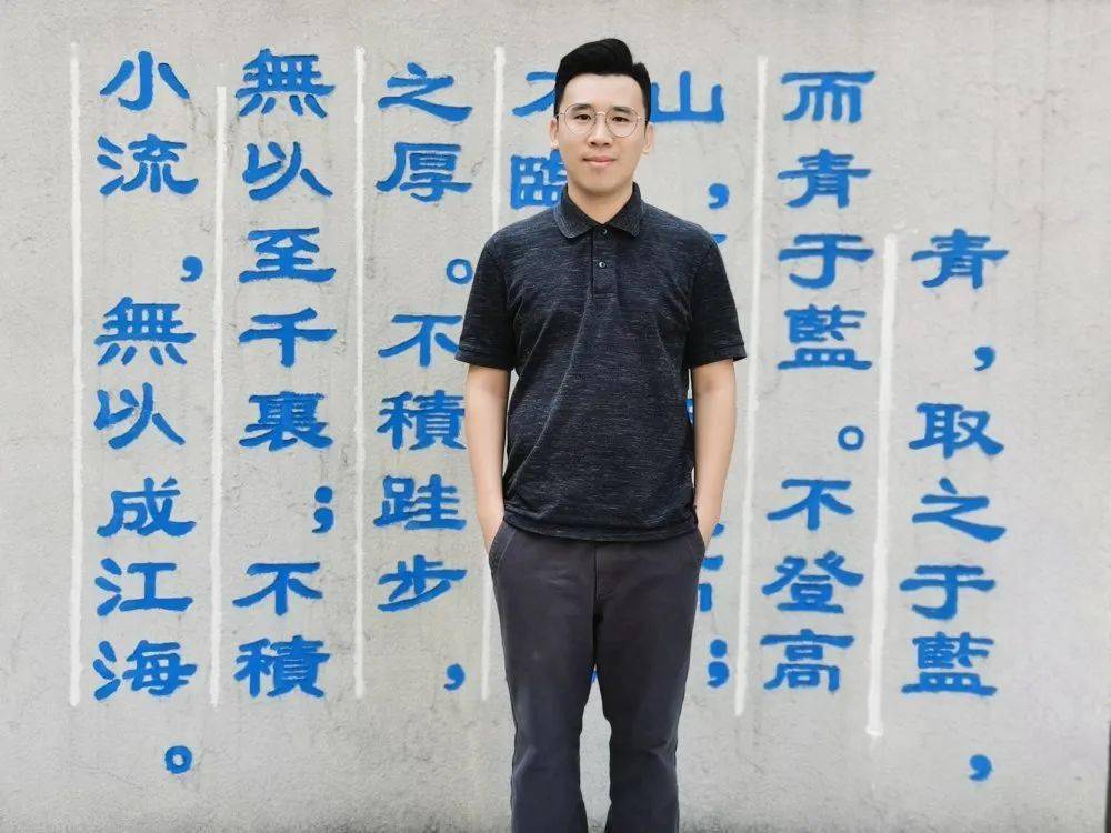 潘展华(工作室副组长:教龄3年(本学期刚转教数学