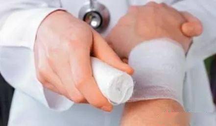 手腕骨折了怎么办