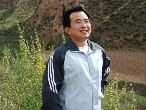 2020年的最火歌曲十_抖音2020最近很火的歌前十名