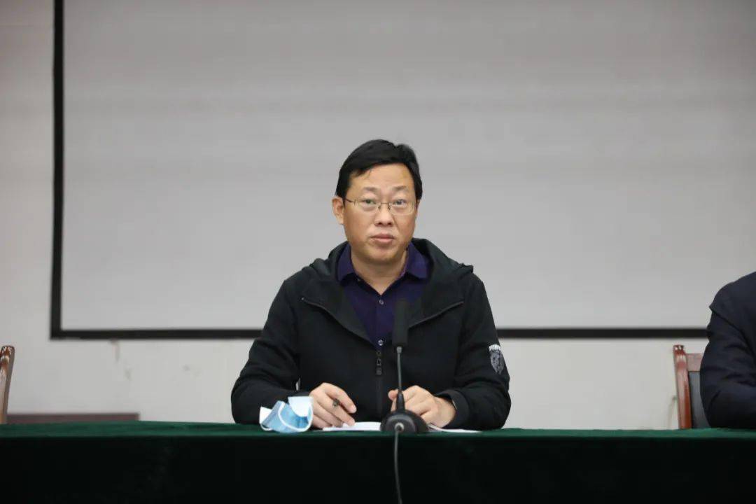 黄山街道召开农村清洁取暖回头看工作会议_刘金坤