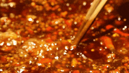 含:水牛脆皮肚 麻辣牛肉 鳕鱼 蟹肉棒.