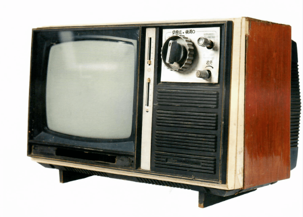 英雄牌9寸黑白电视机 扫码观看视频