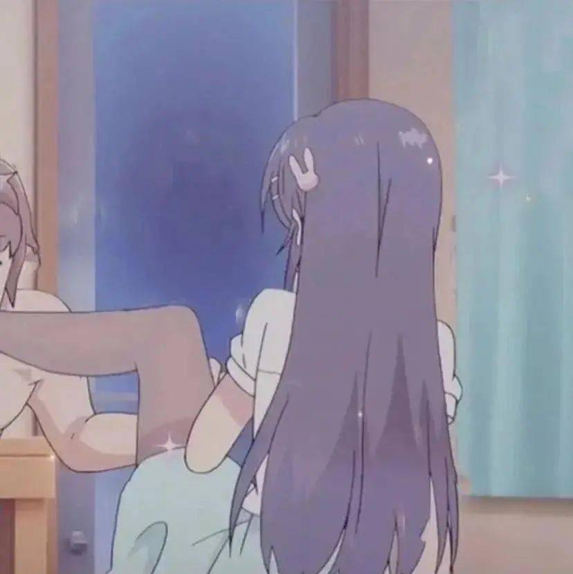 巨款|今日头像丨这个冬天可以当穿你外套的那个女孩吗？