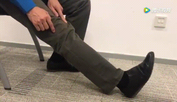 瘦腿动作坐在床上做 370e3c9749124b0884bd0427f5508ce5.gif
