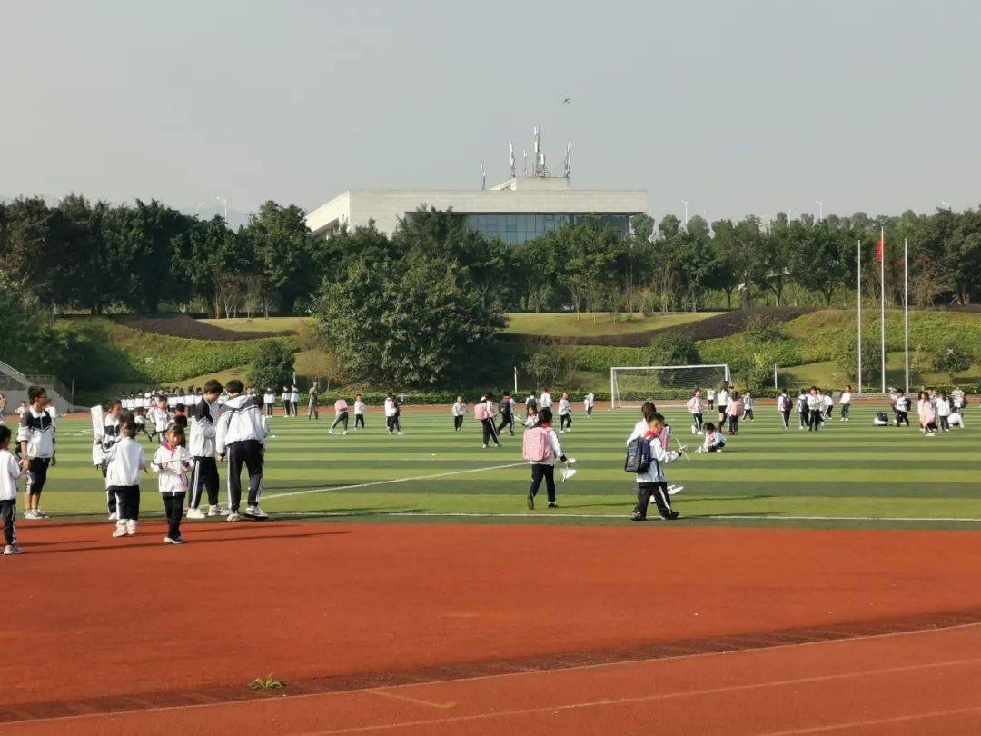 航空探秘,梦想启航——广安光正实验学校航空研学