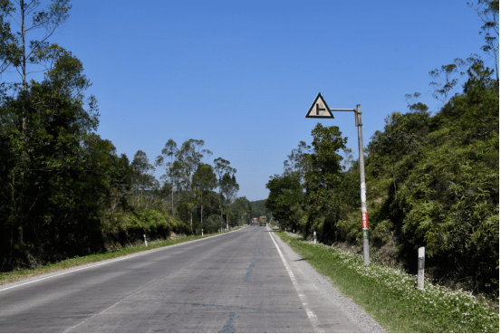 #交通安全# 扩散！钦州2020年道路安全隐患点段公布，经常走的一定要小心