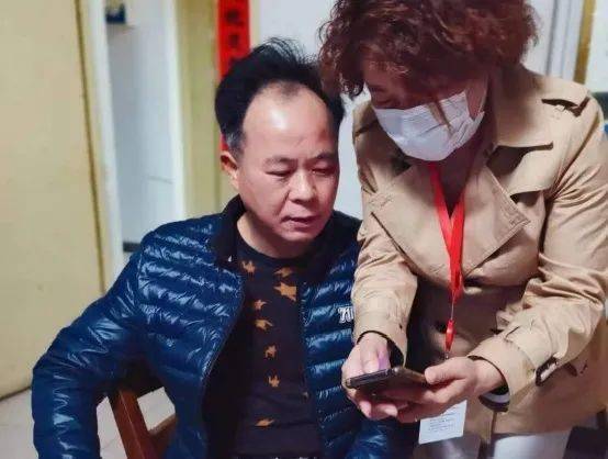 第七次人口普查送包_第七次人口普查图片(2)