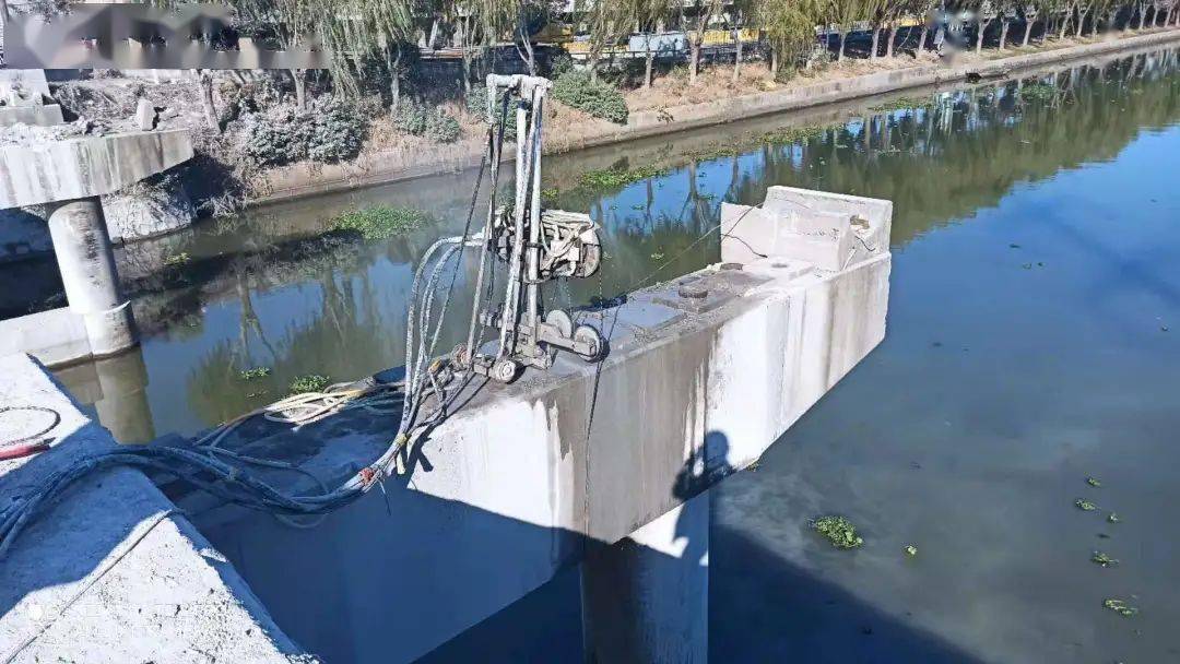 戴南gdp_中国gdp增长图(2)