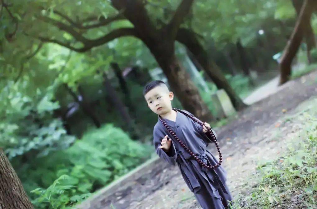 无忧无虑,无病无灾.