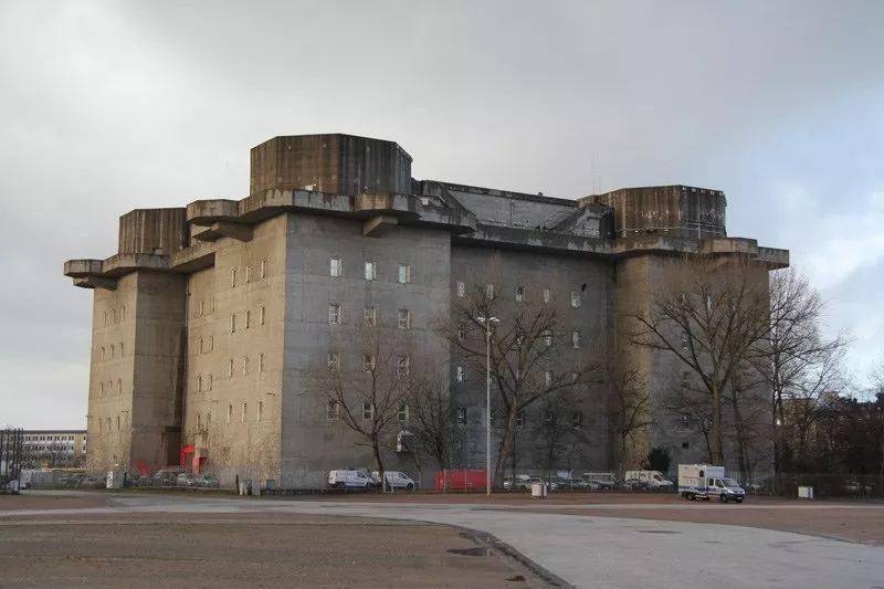历史上的今天丨坚不可摧的巨型堡垒二战德国防空塔