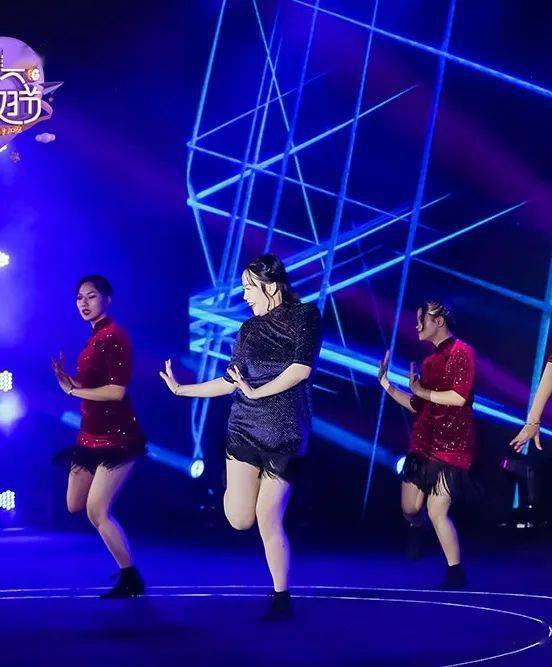 周娇 民族舞《鸿雁》汤佳敏 上海赛区参赛妈妈 歌曲《同手同脚 热舞