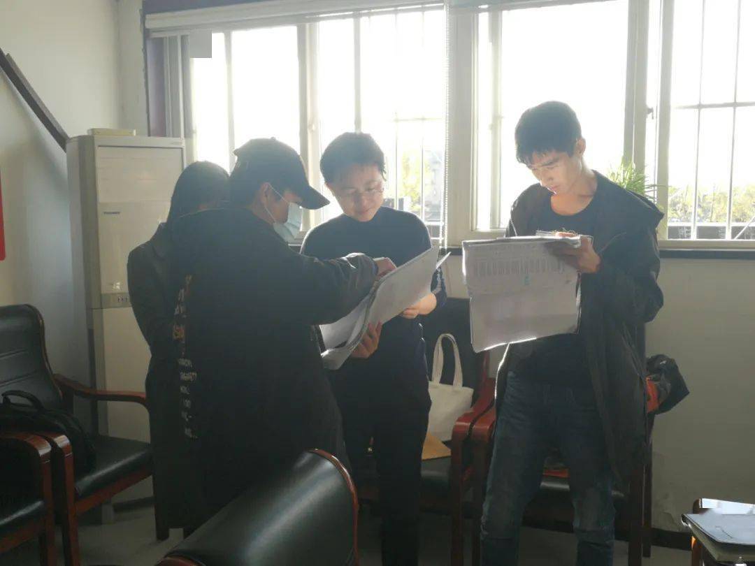 督导人口普查登记工作_普查人口登记表格图片