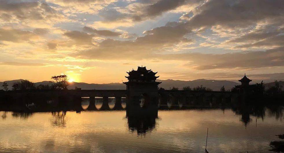 建水有多少人口_建水古城图片(2)