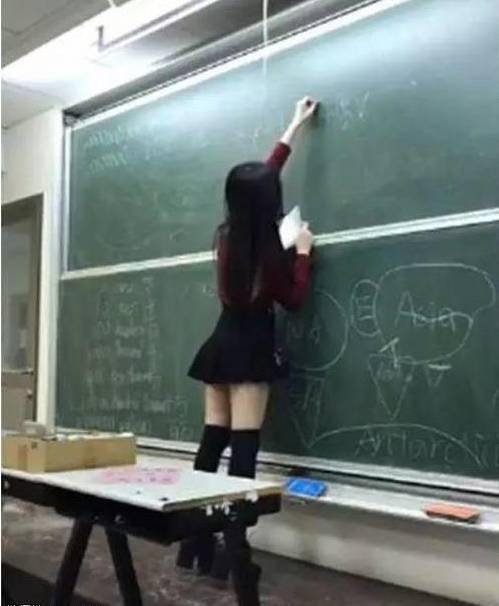 搞笑图片:都是别人家的老师