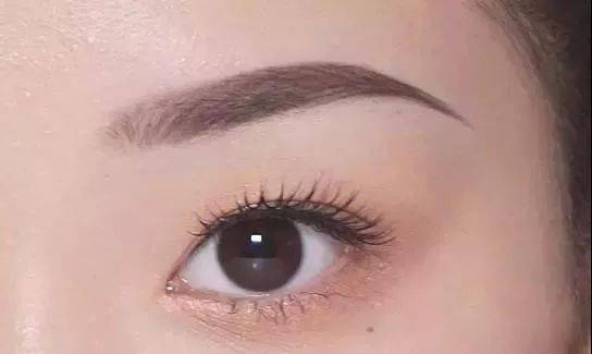 6种不同的眉形画法满足你的选择