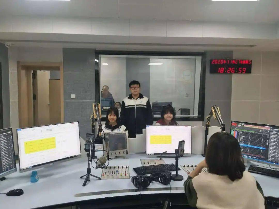 fm105.9 教育正前方 |今晚校园广播站大赛第三场敬请期待!