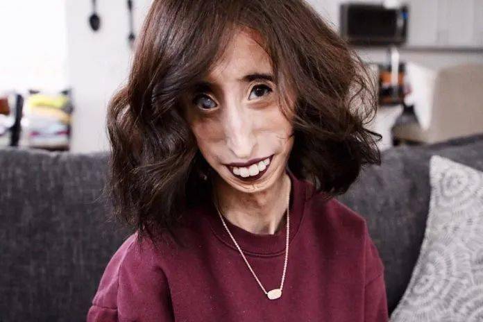 史上最丑的女人集合 be08945c94b2453b907b873d5ade77f2.jpeg