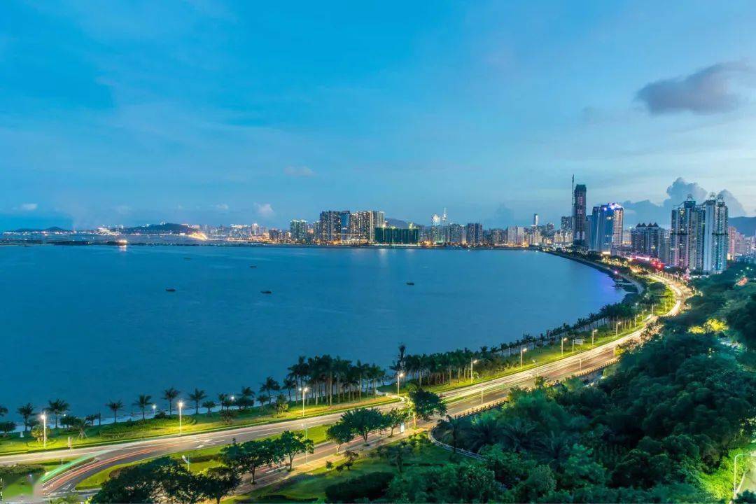 广东省旅游地方 fa0512f895bf410c9584fb9cefd86f10.jpeg