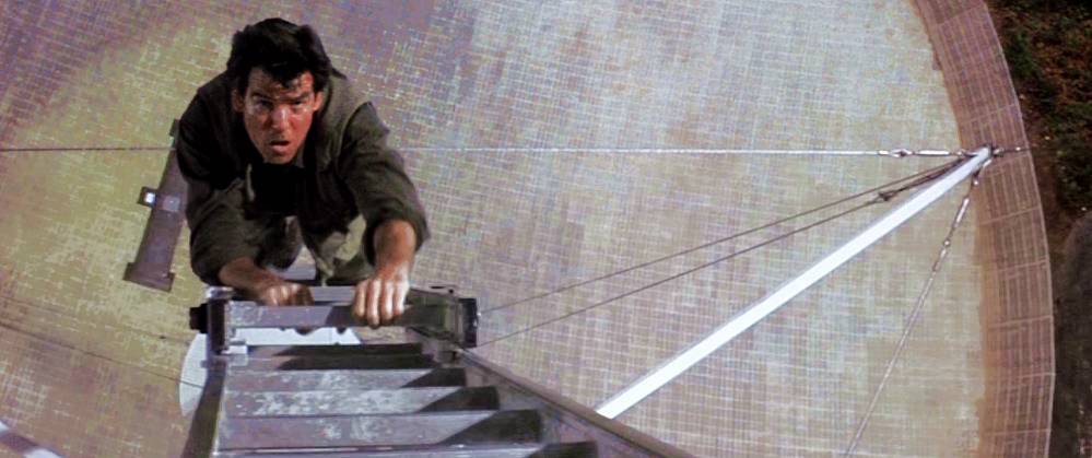 球面|世界曾经最大射电望远镜突然坍塌！007《黄金眼》在此取景