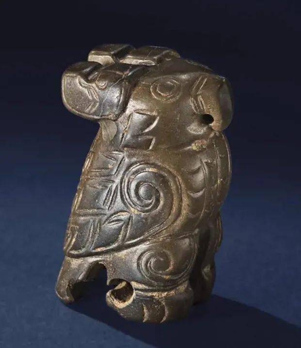 5厘米商 青玉鸮(7.5万)蓝田山房旧藏,1996年购于台北来源:高4.