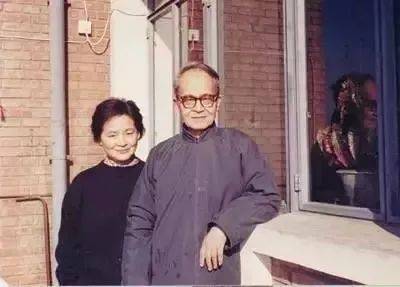 小和尚帮帮我 手机版哪个好