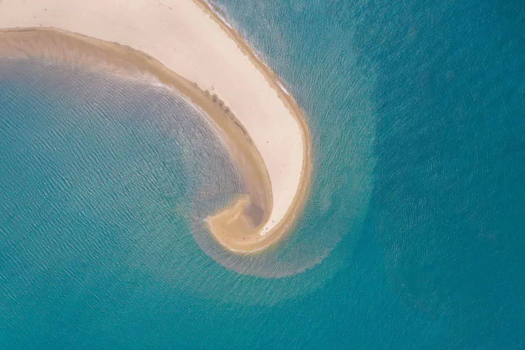 所以大家叫它  「象鼻湾」.