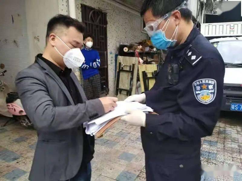 丁红军做好港车司机落地核查把好疫情防控第一道防线