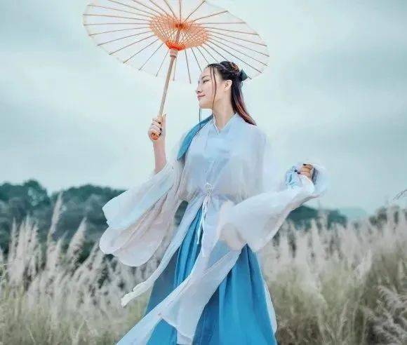 一人难调众人口_一人挖坑众人围观原图(2)
