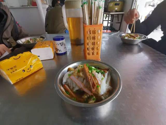 301efcfe539b4afa8d4eccc7c7a7ecbb.jpeg