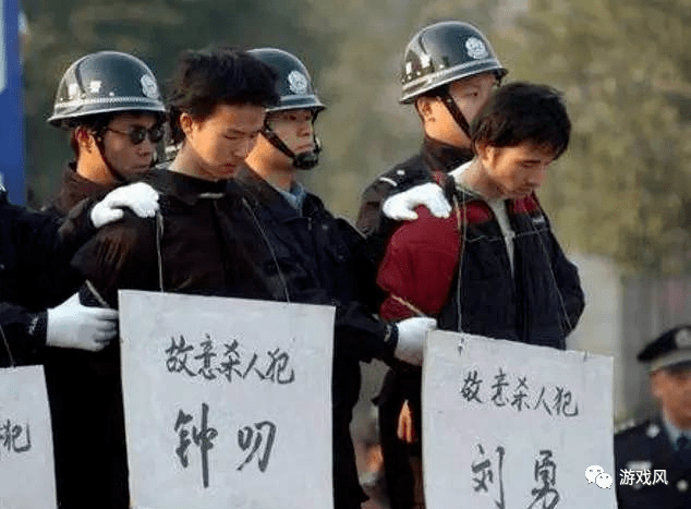什么是死刑缓期两年 1aad6fefbdc64b75938419433976c076.png
