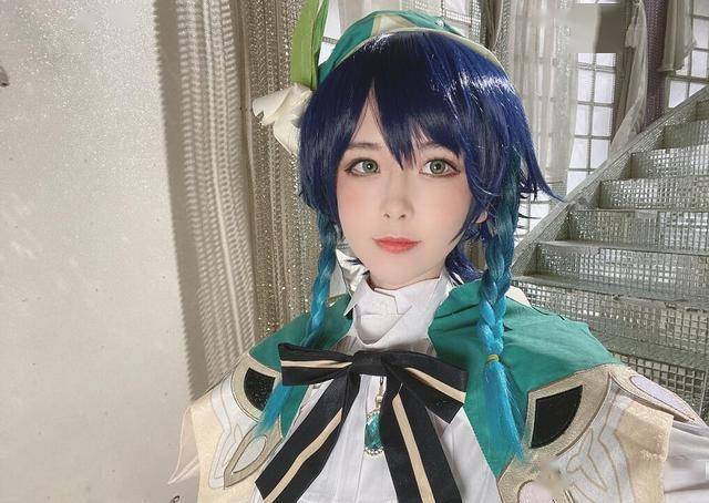 轩墨宝宝cos原神温迪服装造型太精致还原度比原版还高
