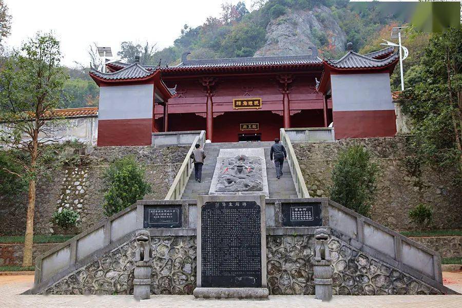 米乐m6_
看直播抢红包！12月15日上午9点 宜章县第二届黄师浩文化旅游节开幕式等你来！(图1)
