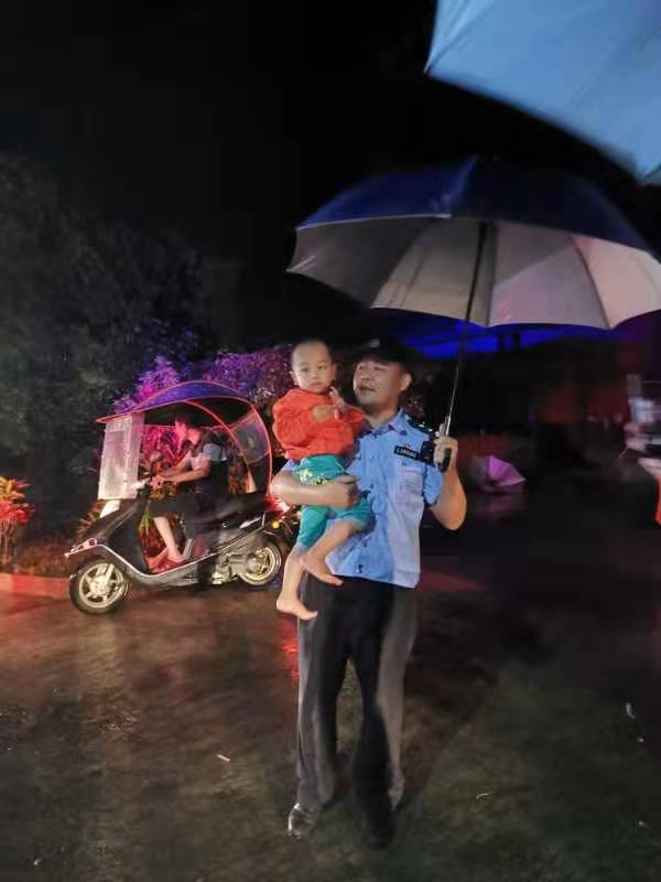 龙门警察故事①陈军政尽最大努力向人民交上一份合格答卷