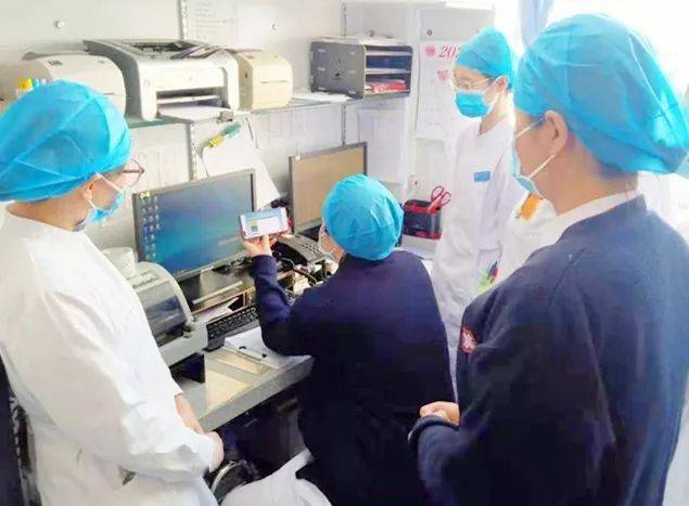 什么情况下需要输血小板治疗 afa6e283033a4ba6aaea7e2c0277bb83.jpeg